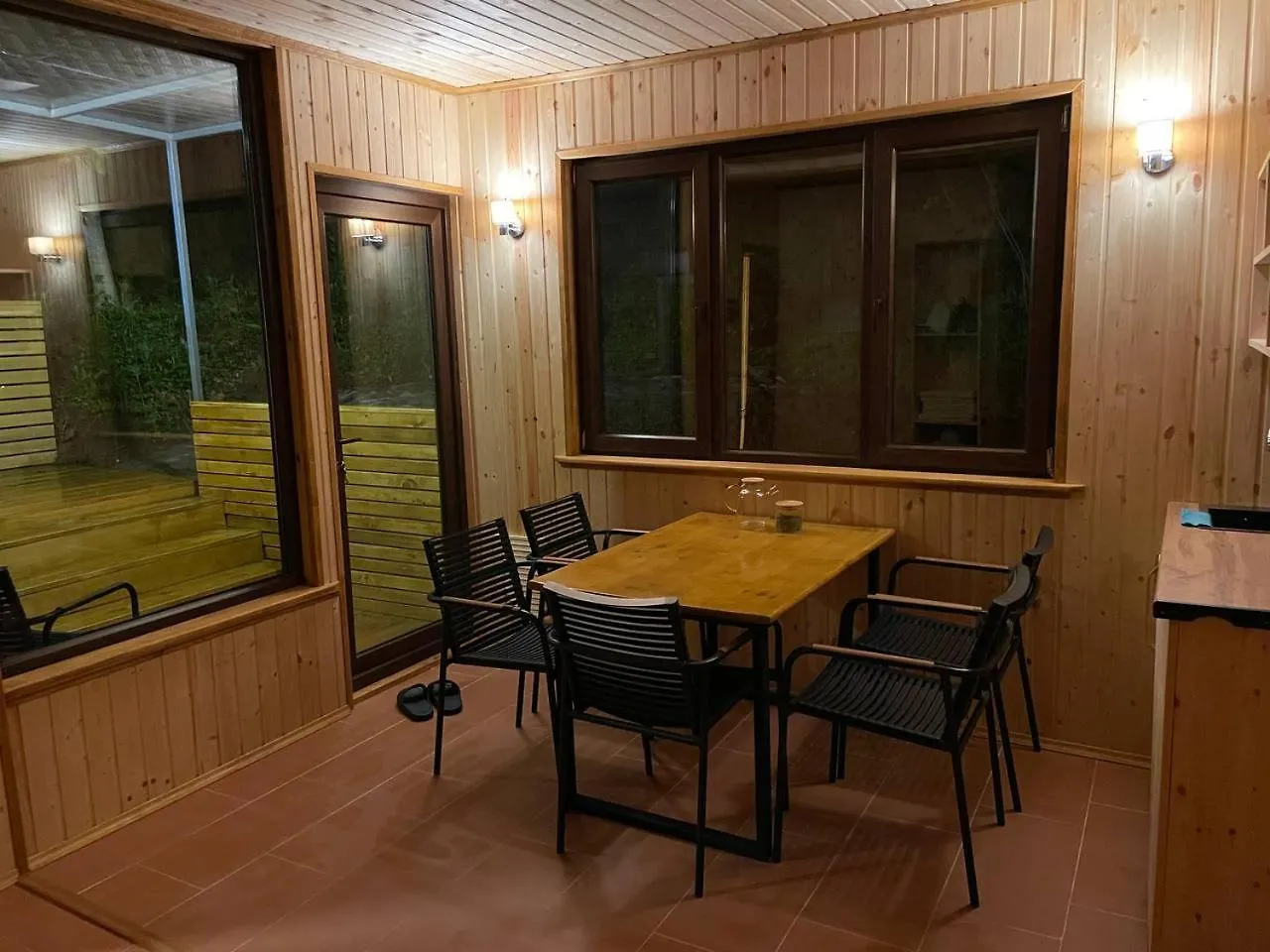 Green Zyland Apartment 바투미